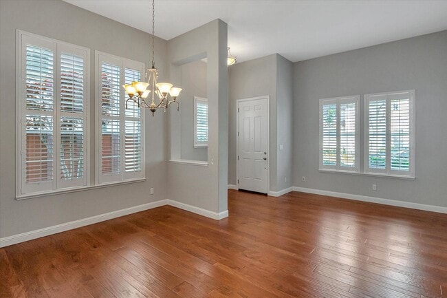 Building Photo - Stunning Updated 3 Bedroom Home in Desirable Tassajara Meadows Across from Emerald Glen Park