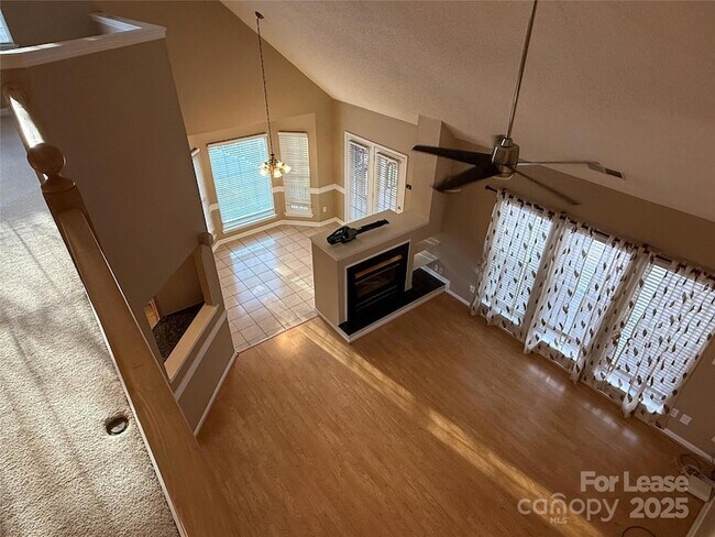 Building Photo - 17115 Grenache Ct