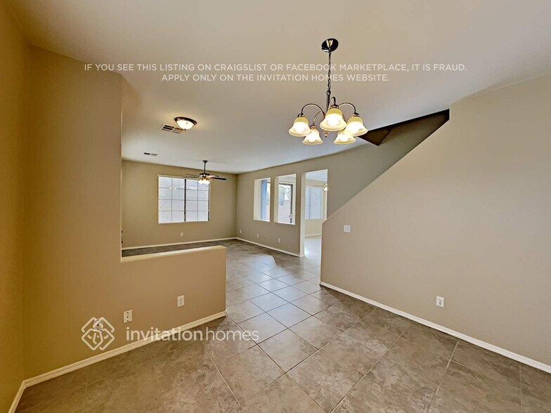 Building Photo - 2862 S Arroyo Ln