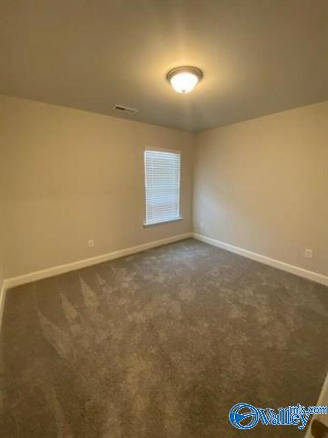 Building Photo - 219 Alonzo Toney Dr