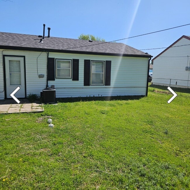 Building Photo - 2324 NW 30th St