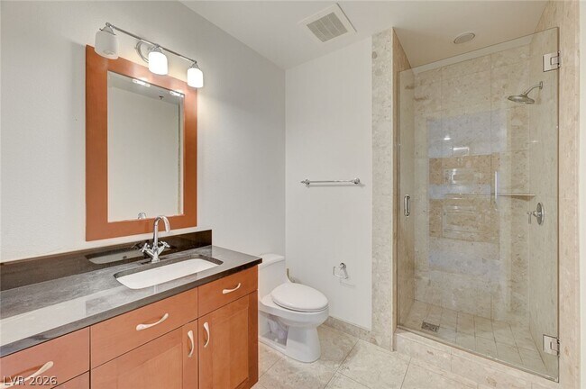 Building Photo - 4575 Dean Martin Dr