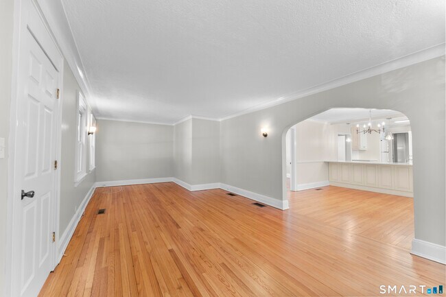 Building Photo - 41 Grasso Terrace