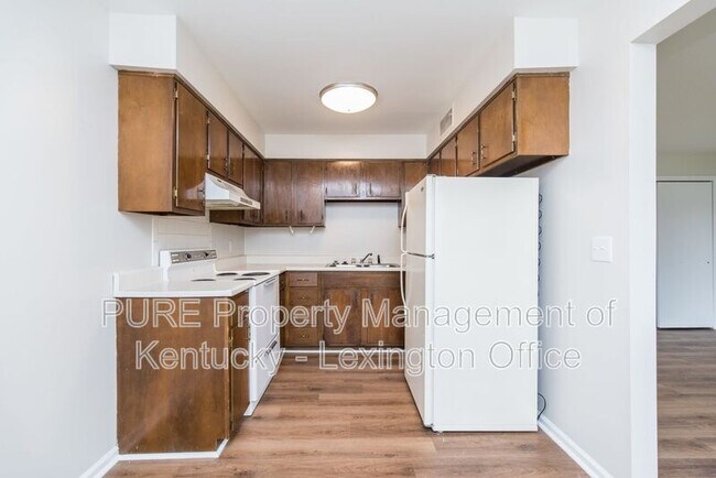 Building Photo - 429 Chestnut Street