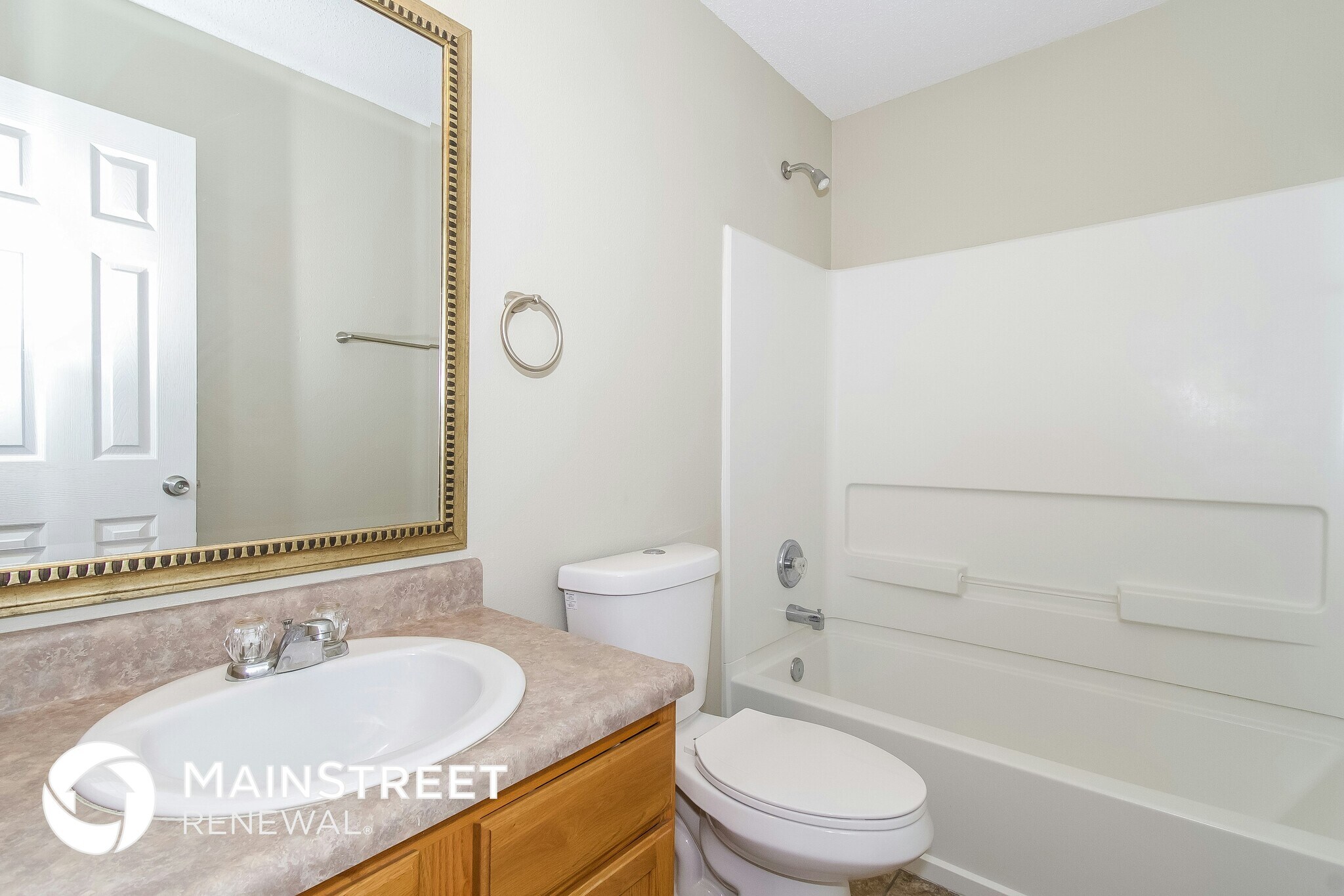 Building Photo - 2031 Bridlewood Dr