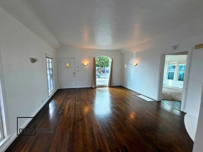 Building Photo - 2254 107th Ave