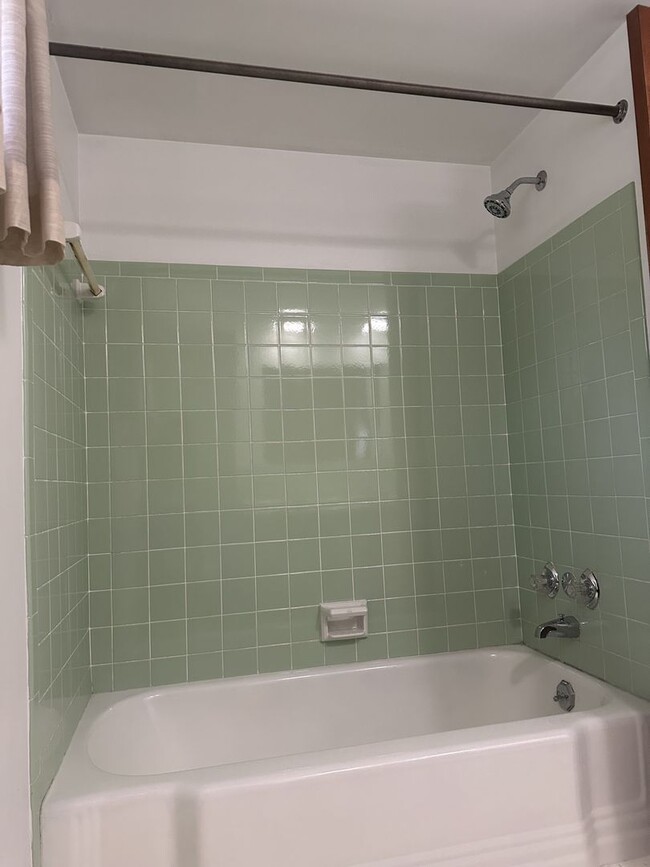 Building Photo - 3 Bed 2 Bath Home for Rent!