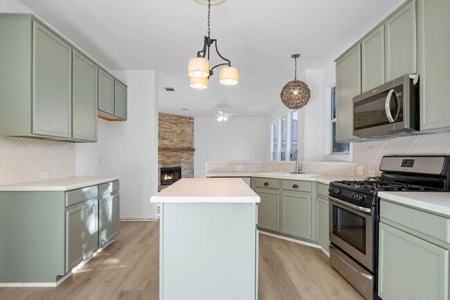 Building Photo - 2209 Boneset Trail