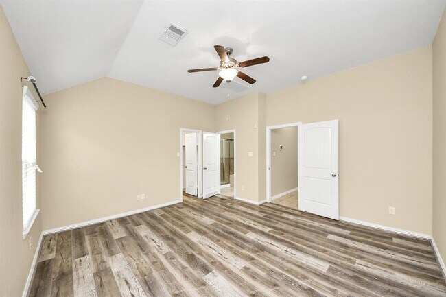 Building Photo - 2439 Dark Elm Dr