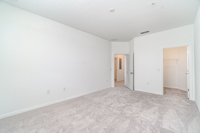 Building Photo - 15194 Bluffton Ln