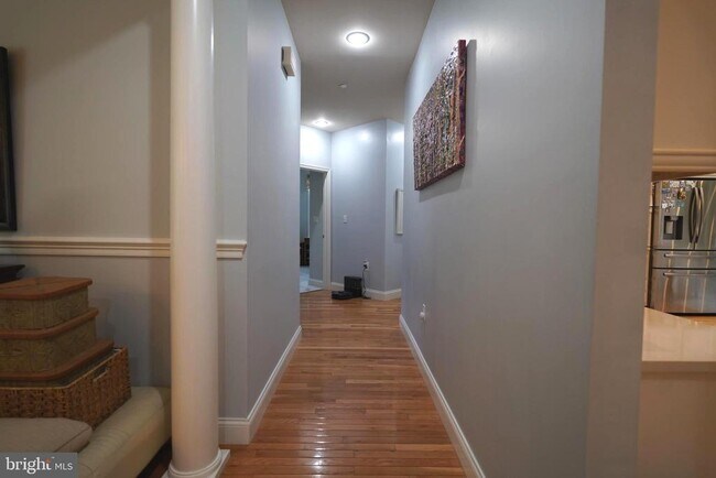 Building Photo - 15401 Jamies Way