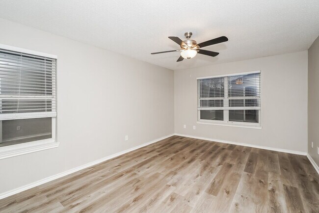 Building Photo - 1221 Cathey St