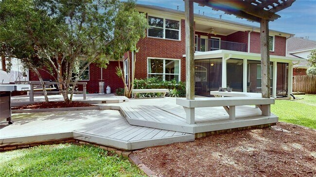 Building Photo - 1323 Hillside Forest Dr