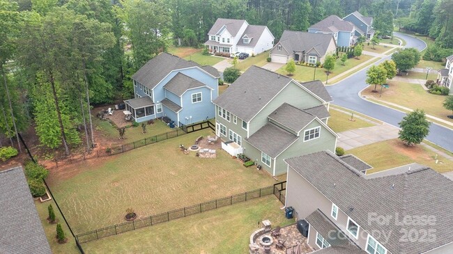 Building Photo - 428 Moses Dr