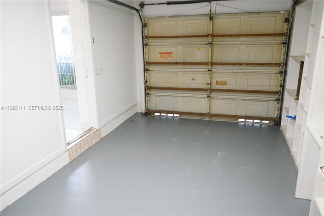 Building Photo - 5141 NW 101st Pl