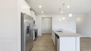 Building Photo - 9431 Cavalier Wy