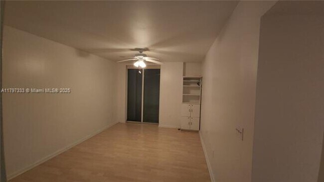 Building Photo - 5900 Collins Ave