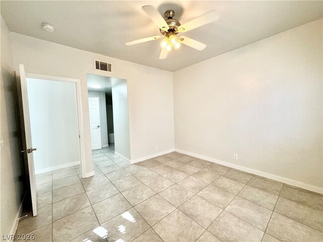 Building Photo - 1835 E Calvada Blvd