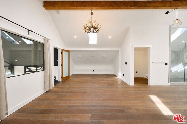 Building Photo - 2230 Glendale Blvd