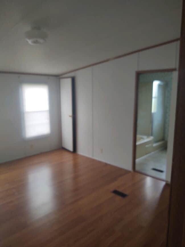 Building Photo - 100 Stonecutter Dr