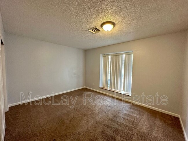 Building Photo - 240 S Laveen Dr