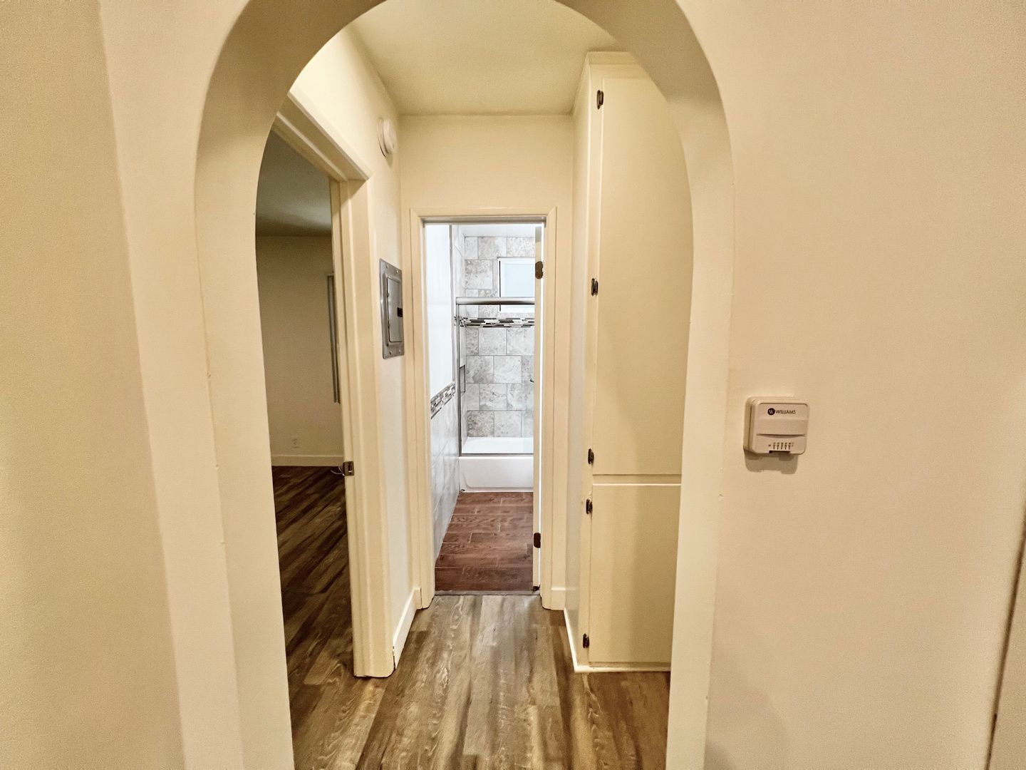 Building Photo - 3608 Keystone Av
