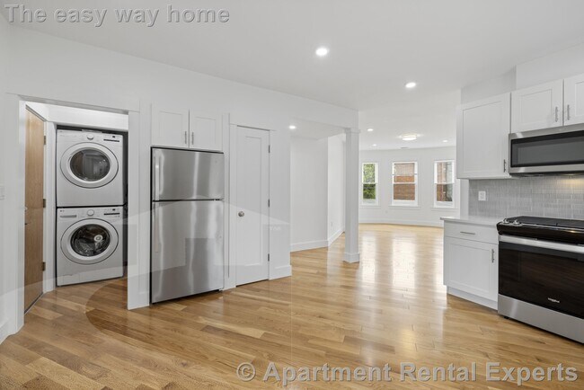 Building Photo - 406 Columbia St