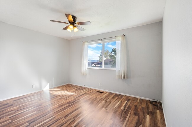 Building Photo - 5436 S 5930 W