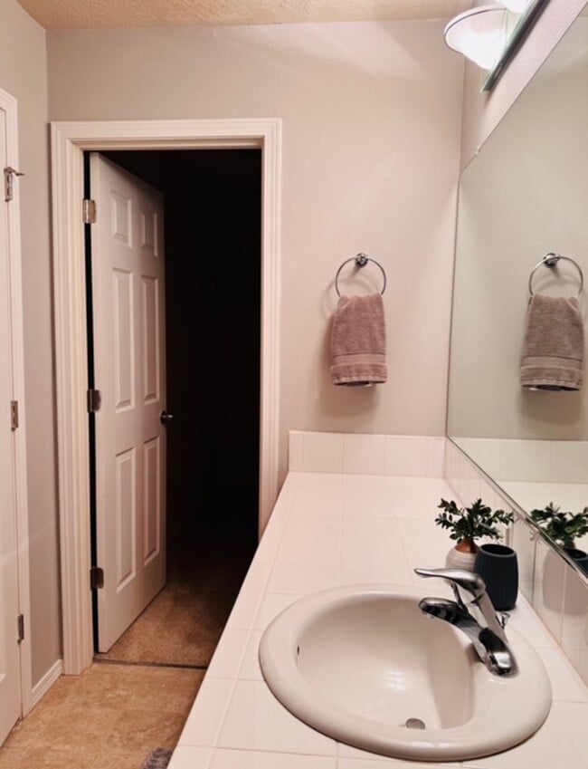 Building Photo - 12675 SW Night Heron Ln