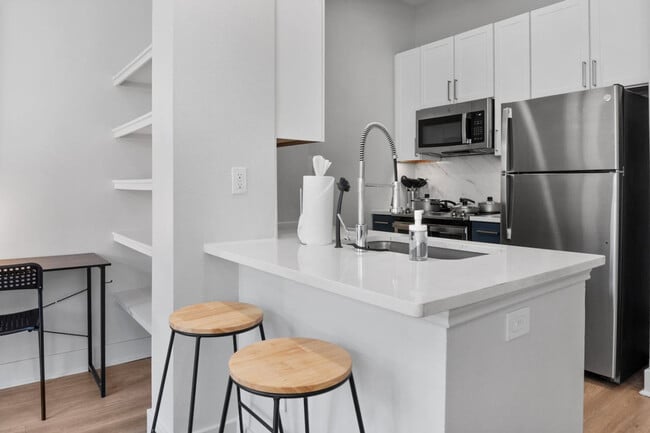 Building Photo - 2901 Indiana St