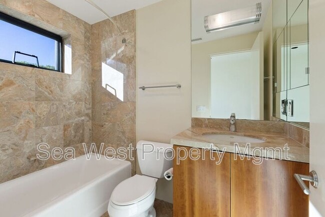 Building Photo - 2328 Rue De Anne