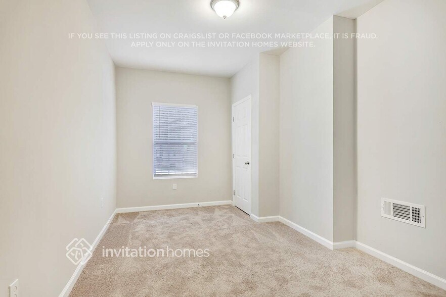 Building Photo - 4523 Housworth Dr