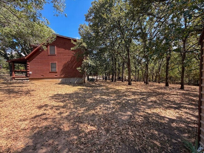 Building Photo - 111 Rocky Creek Dr