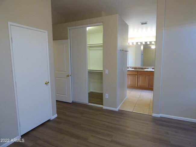 Building Photo - 16144 W Grant St