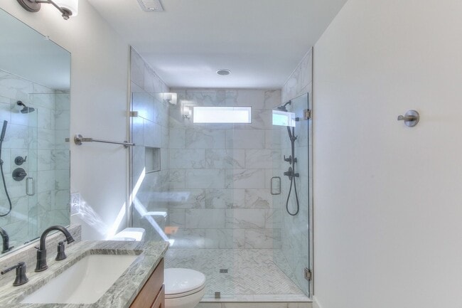 Building Photo - 3600 Quail Dr