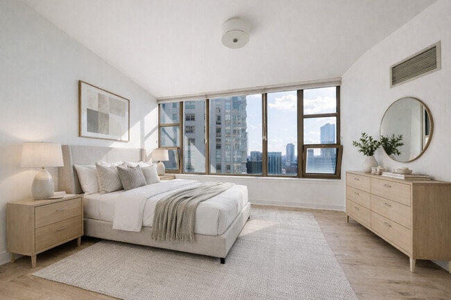 Building Photo - 200 N Jefferson St