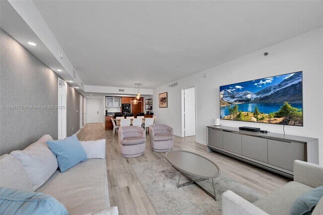 Building Photo - 1830 S Ocean Dr