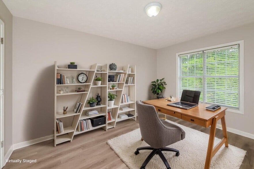 Building Photo - 9385 Eagles Landing Dr