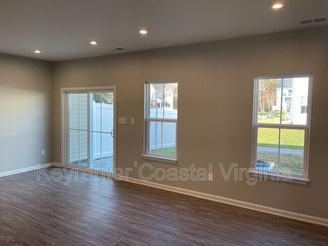 Building Photo - 130 Bicameral Ln