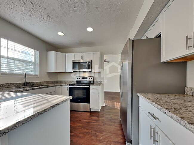 Building Photo - 1048 Reveres Run