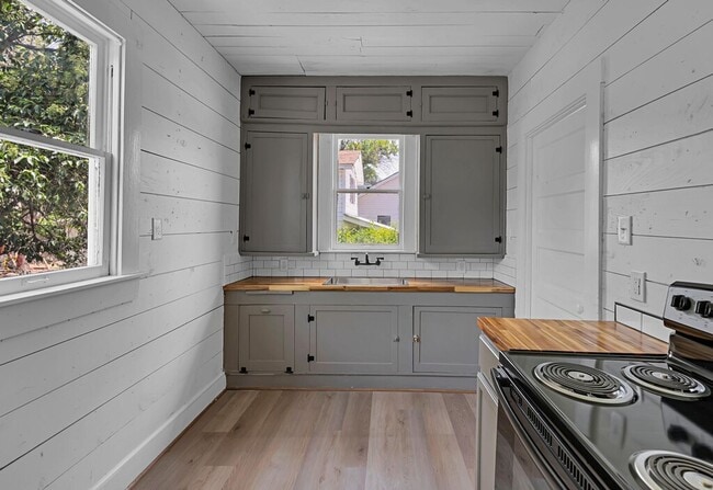 Building Photo - Cozy 1 BD 1 BA in Waco - Near Cameron Park