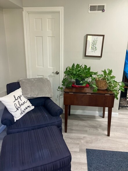 Entry Area - 12 Creswell Rd