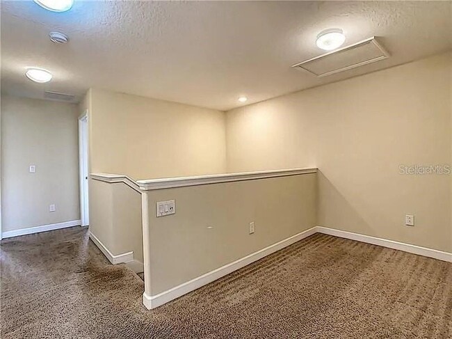 Building Photo - 14843 Driftwater Dr