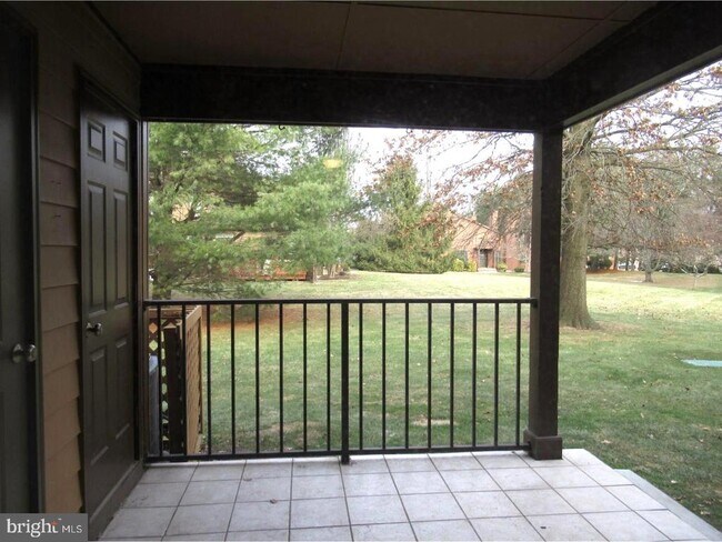 Building Photo - 30 Adele Ct