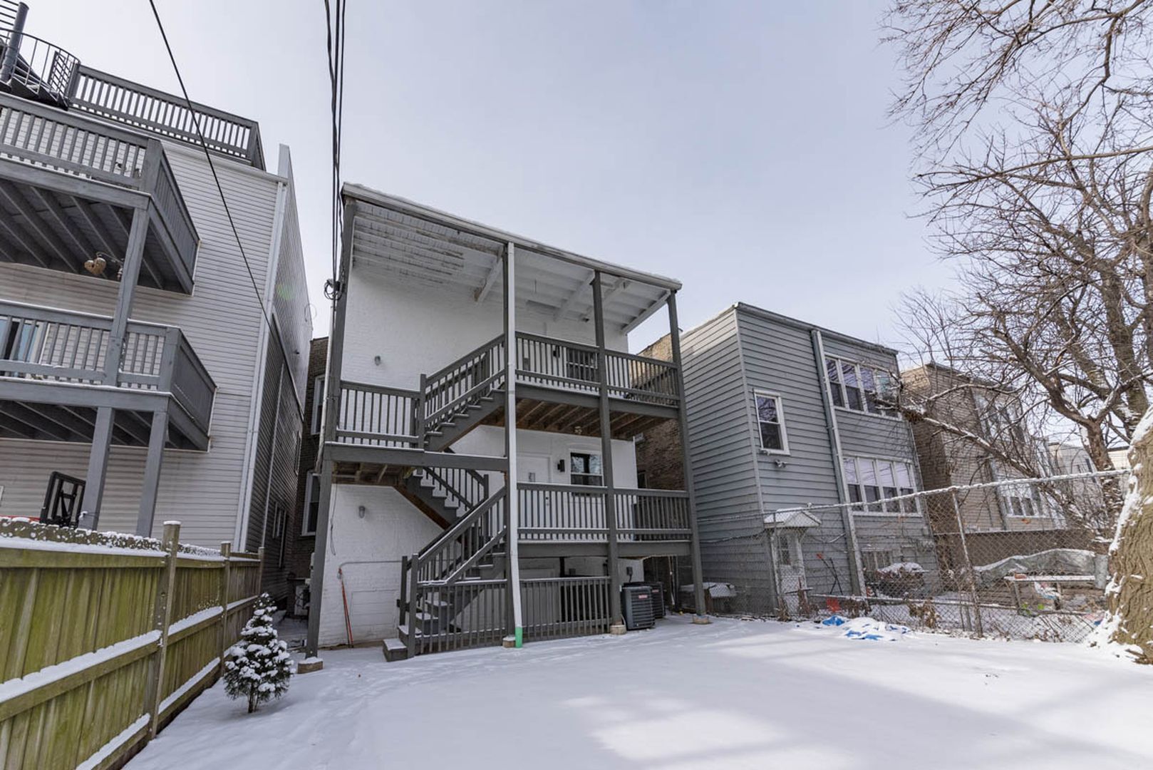 Building Photo - 2825 N Rockwell St