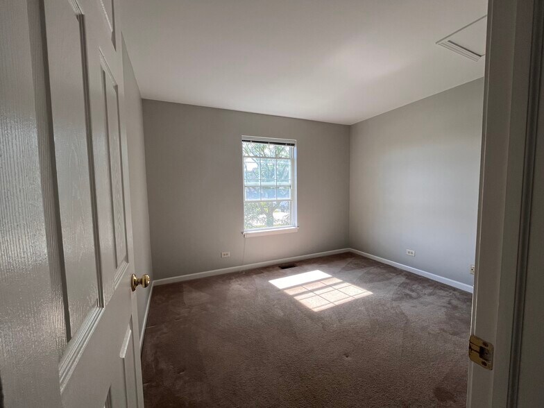 Second bedroom - 13270 W Heiden Cir