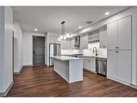 Building Photo - 640 Wisconsin Ave N