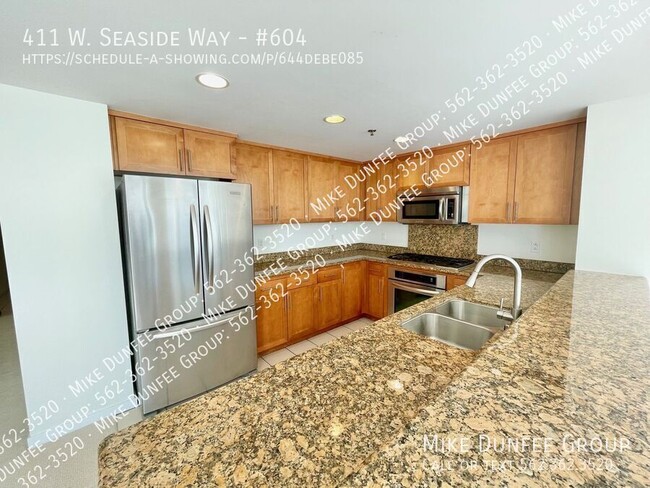 Building Photo - Upgraded 2 Bedroom, 2 Bath, 2 Parking Cond...