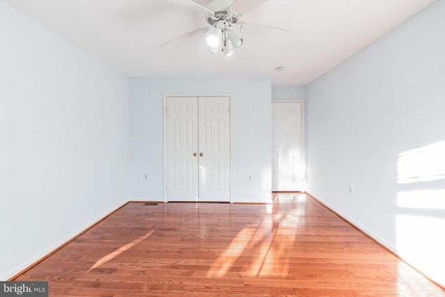 Building Photo - 14524 Pebblewood Dr