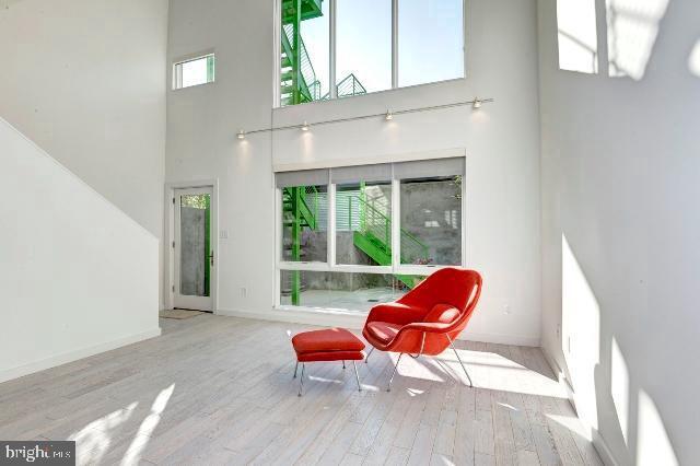 Building Photo - 1232 10th St NW